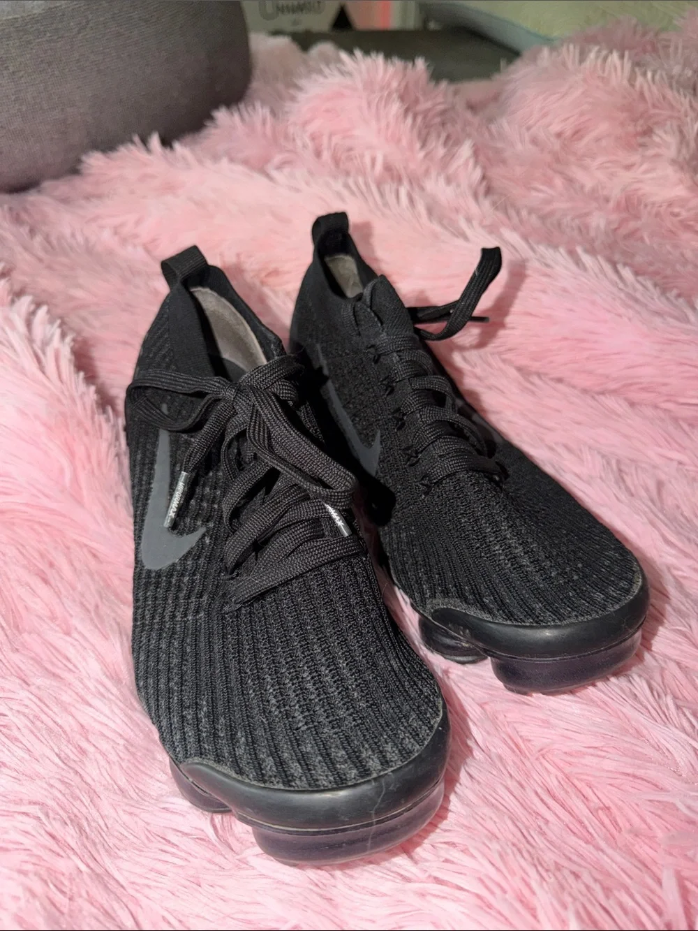 Nike Women’s Vapormax Black Knit Athletic Sneakers